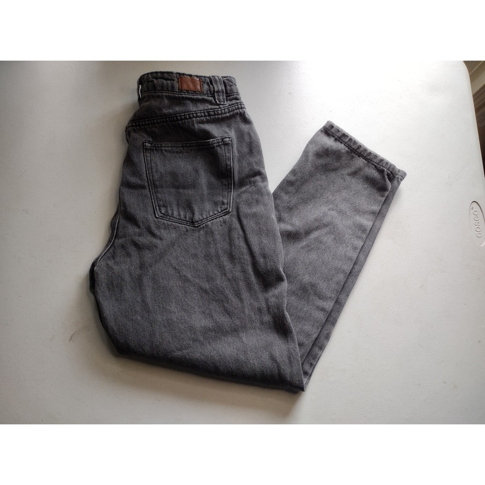 Simple Society Women Faded Black Distressed High Rise Mom Jeans Size 7/28‎